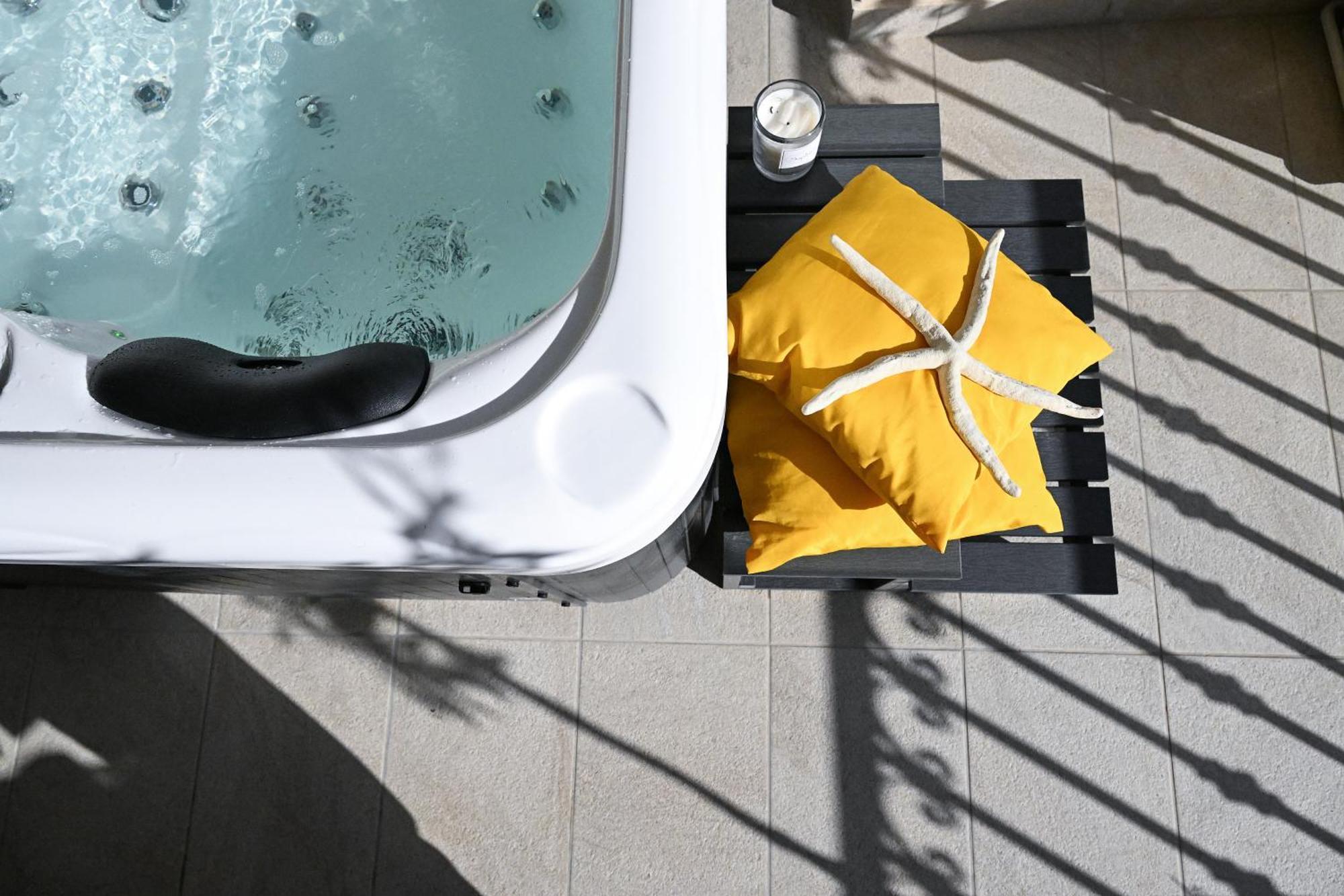 Апартаменти Ta'Lonza Luxury Near Goldenbay With Hot Tub App1 Мелліха Екстер'єр фото